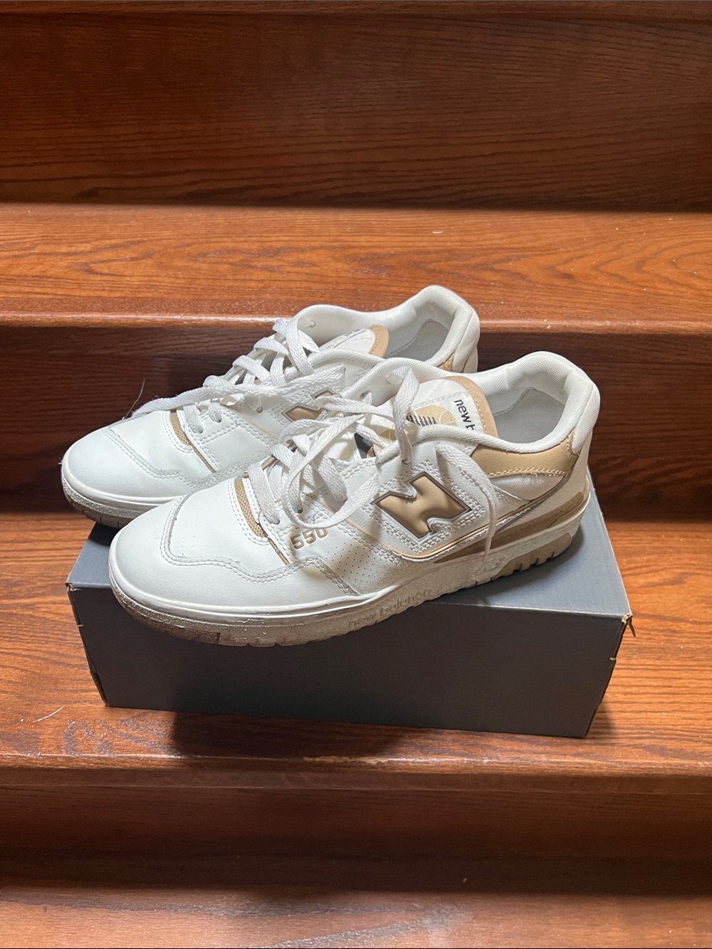 New Balance 550 in White Beige Colour Way